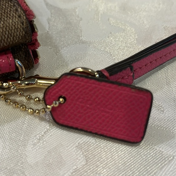 Pink Coach Wristlet - Picture 6 of 7